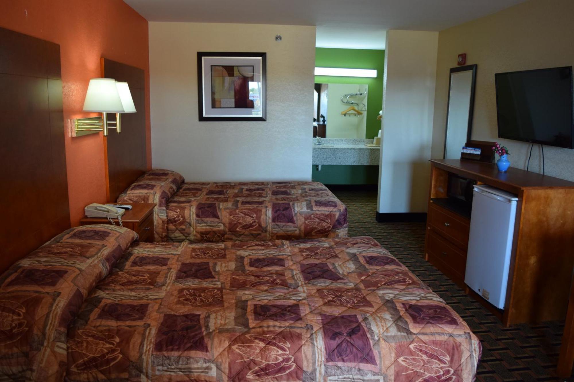 Hotel Royal & Douglasville