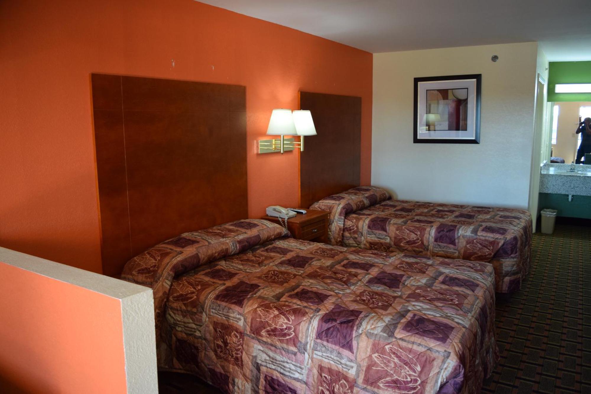 Hotel Royal & *